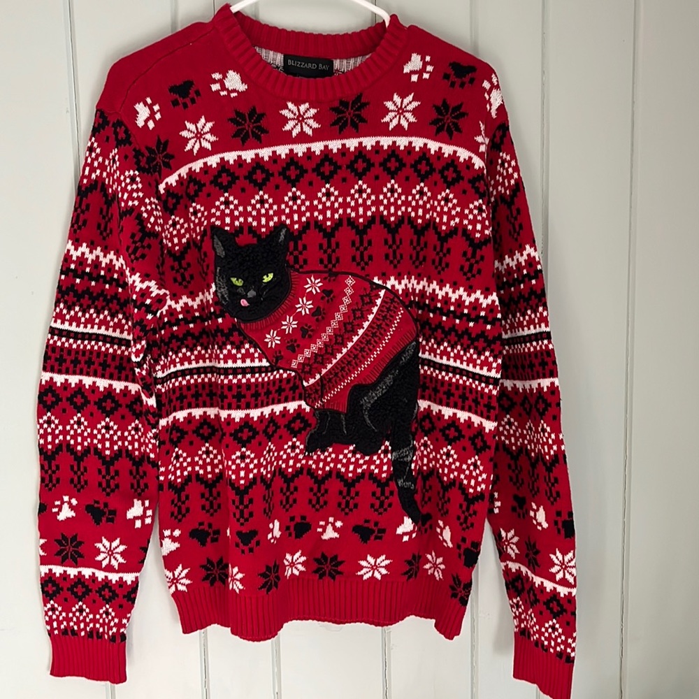 Cat Christmas sweater size M